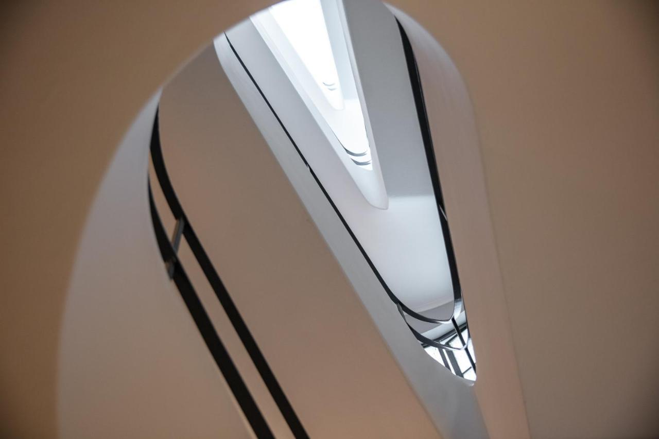 The Vault Athens Hotel ภายนอก รูปภาพ