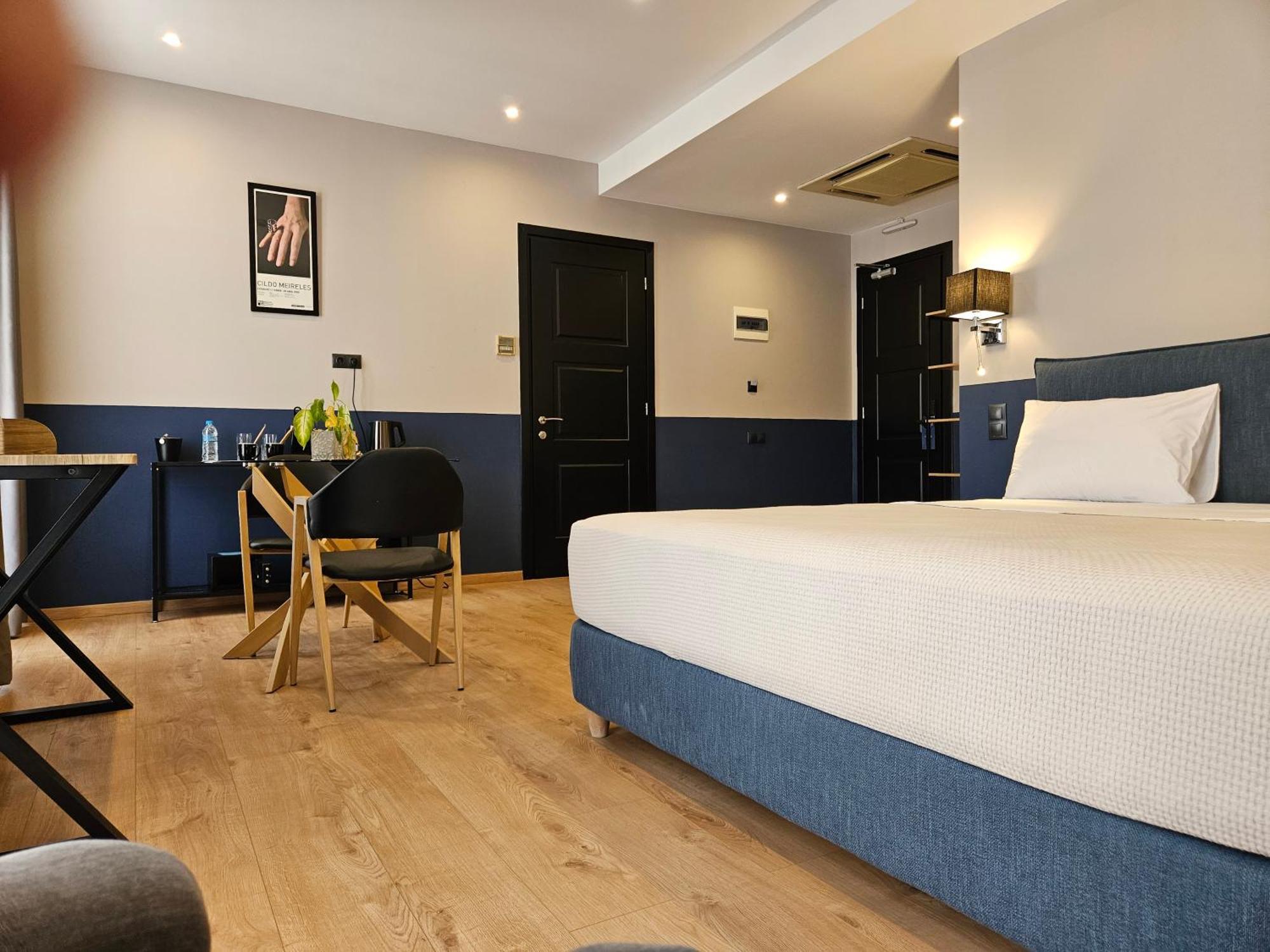 The Vault Athens Hotel ภายนอก รูปภาพ